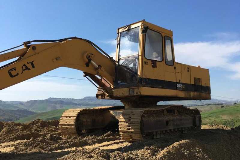 OmecoHub - Immagine CATERPILLAR 213B